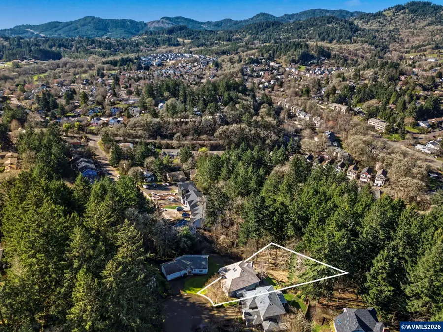 4159 NW Elmwood Dr, Corvallis, OR 97330 - #2