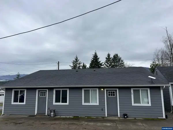 612 NE Santiam Bl, Mill City, OR 97360