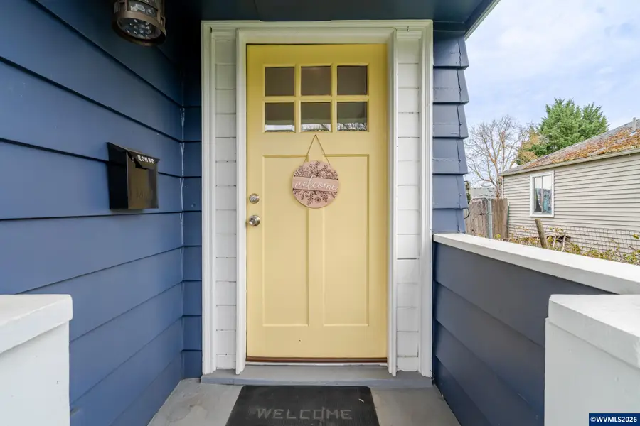 221  Jennings St, Lebanon, OR 97355 - #3