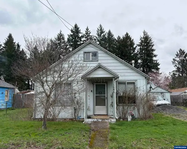 1646  Fir St, Sweet Home, OR 97386