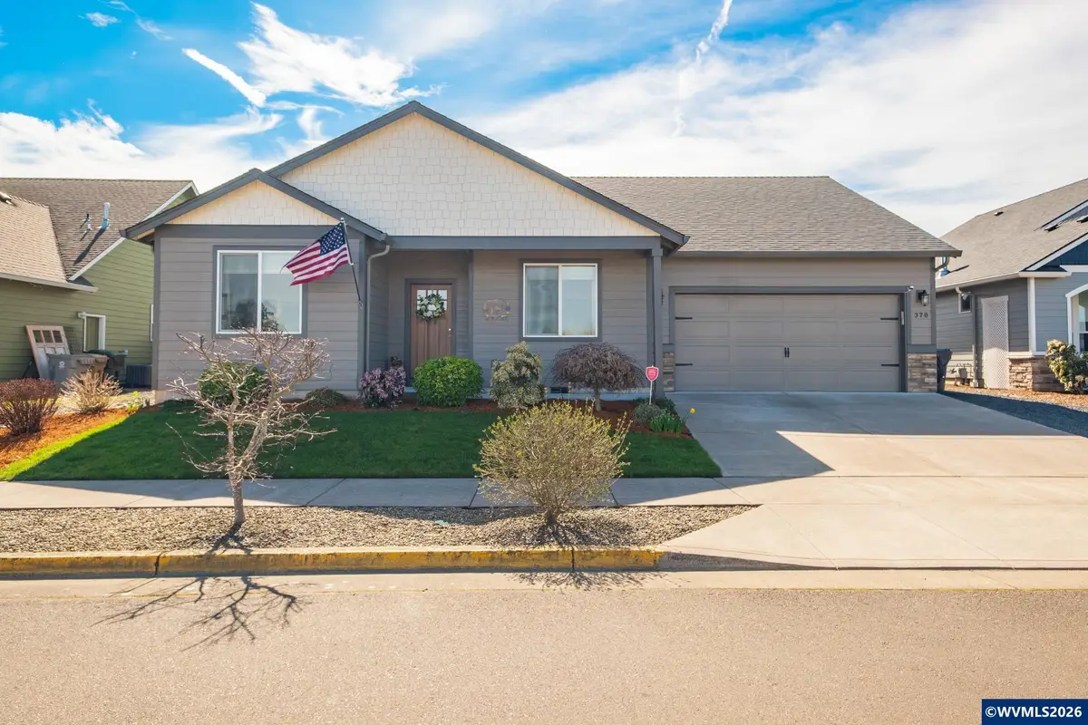 370 W Joy St, Lebanon, OR 97355 - #1