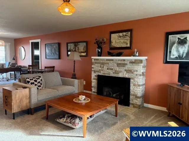 2130  Umpqua Rd, Woodburn, OR 97071 - #2
