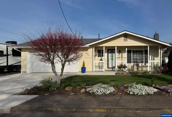 1335  1st Av, Sweet Home, OR 97386