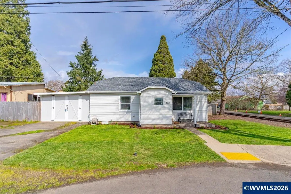 212  Picture St, Independence, OR 97351 - #1
