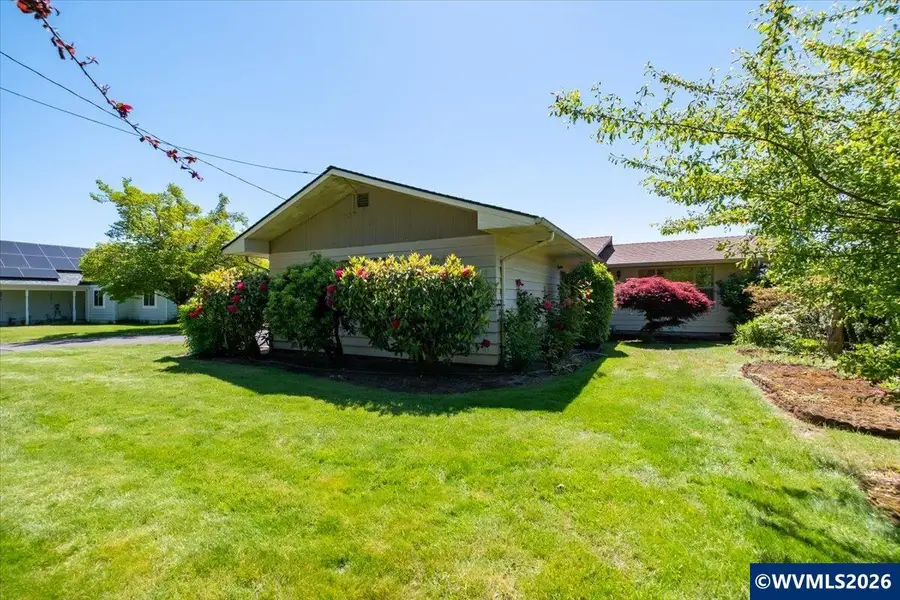 1907 SE Miller Av, Dallas, OR 97338 - #3