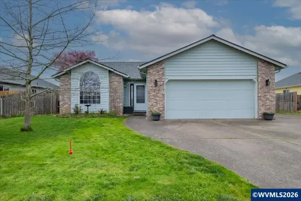 425  Timber St SE, Albany, OR 97322