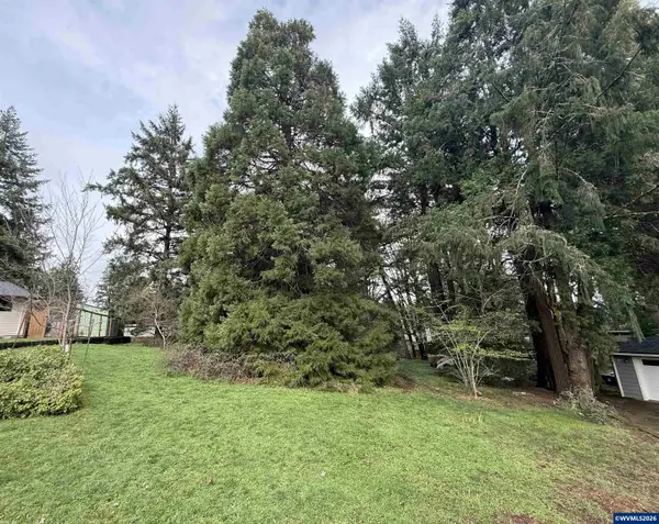 1925 NW Douglas Pl, Corvallis, OR 97330