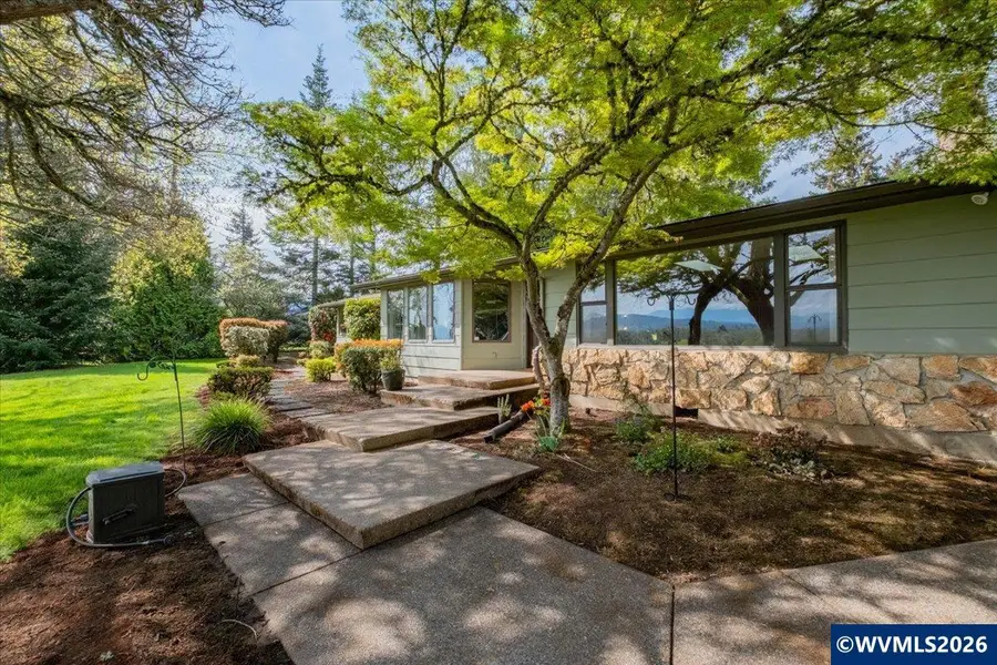 31242 S Main Rd, Lebanon, OR 97355 - #2