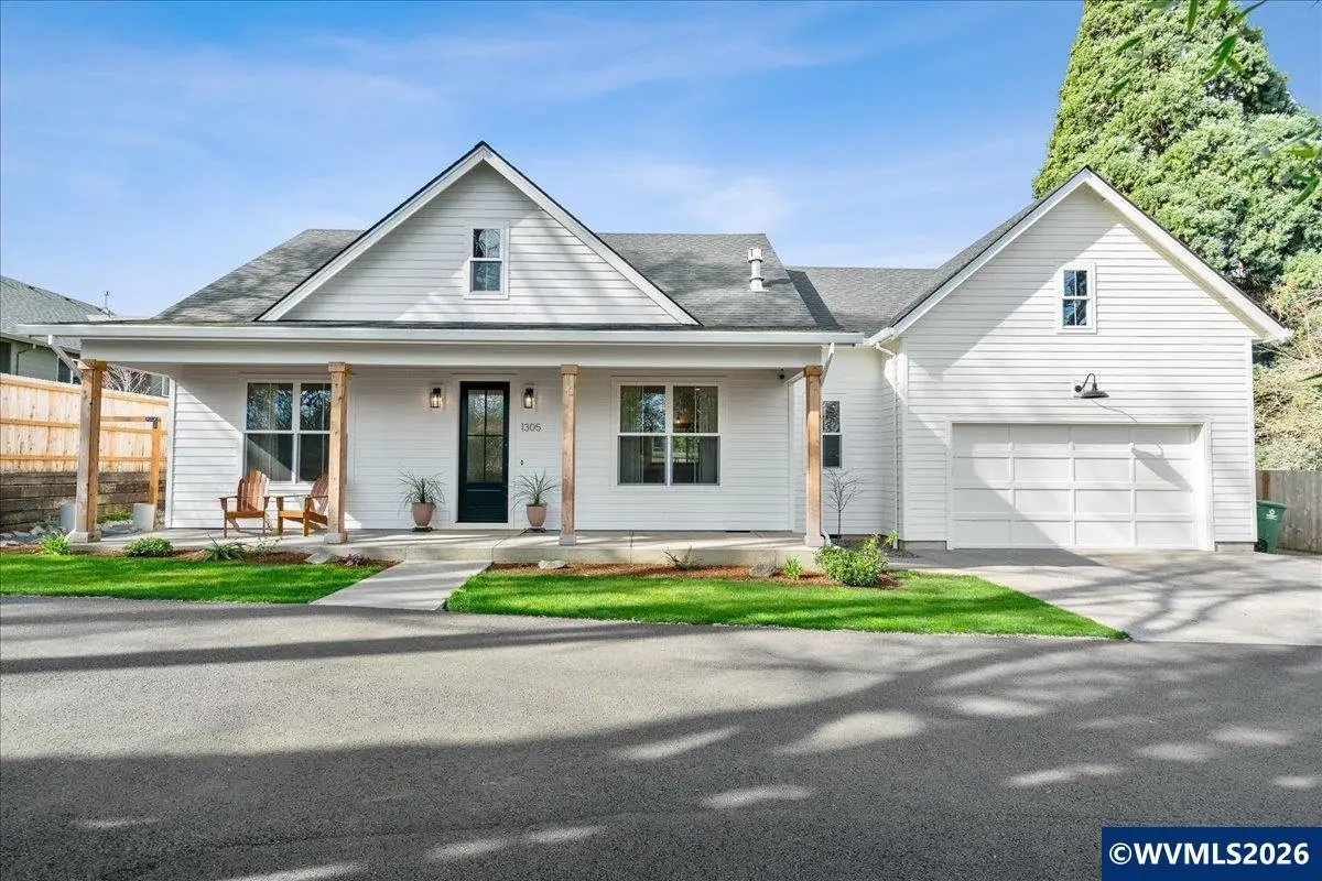 1305  Uff Da St, Silverton, OR 97381 - #1