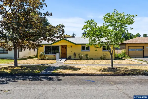 2355  Laurel Av NE, Salem, OR 97301