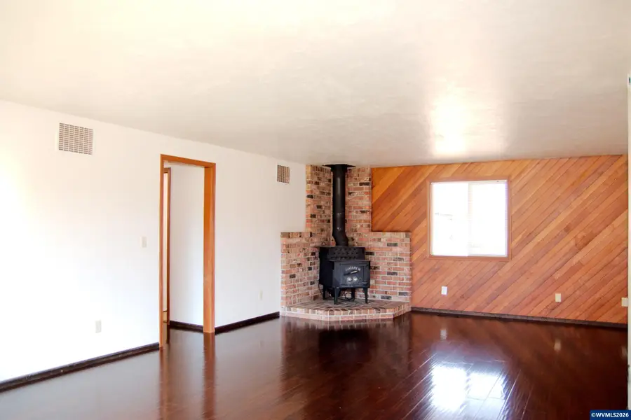 500  Hausman Av, Brownsville, OR 97327 - #3