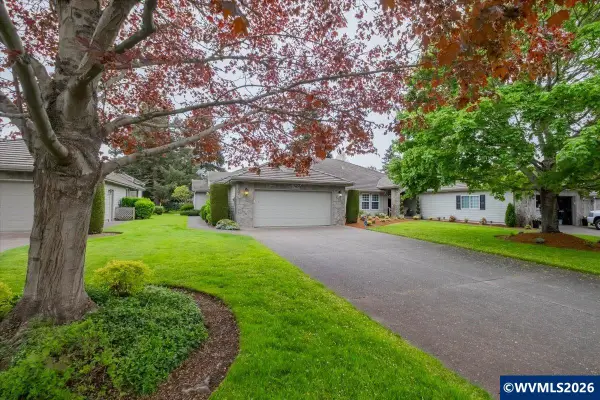 702  Castle Pines Dr N, Keizer, OR 97303