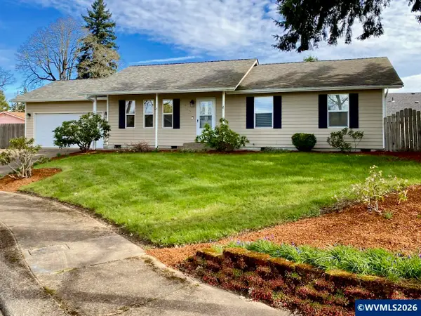 515  Angelee Ct, Lebanon, OR 97355