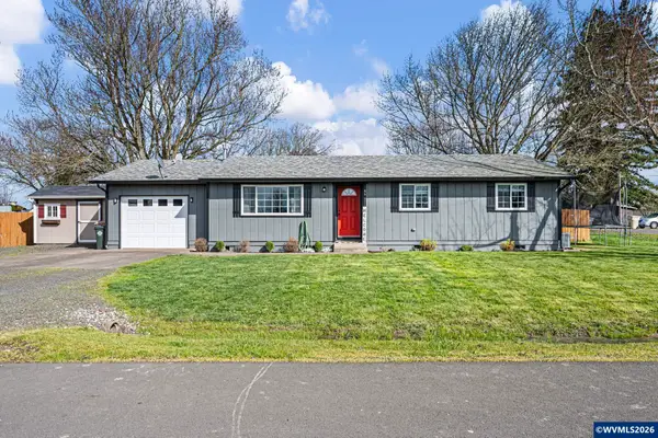 86 E 2nd St, Halsey, OR 97348