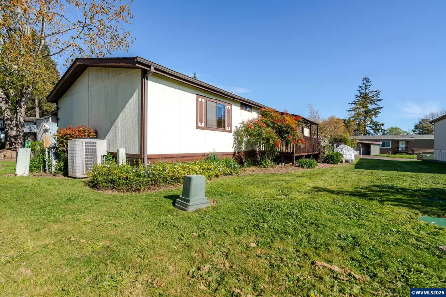 34505  Riverside Dr, Albany, OR 97321 - #3