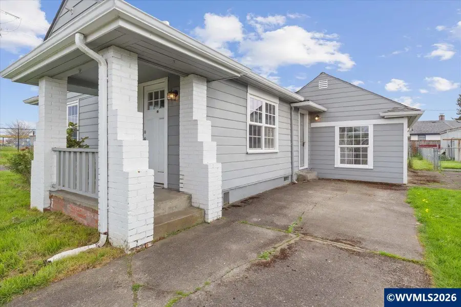 704  16th Av SW, Albany, OR 97321 - #3