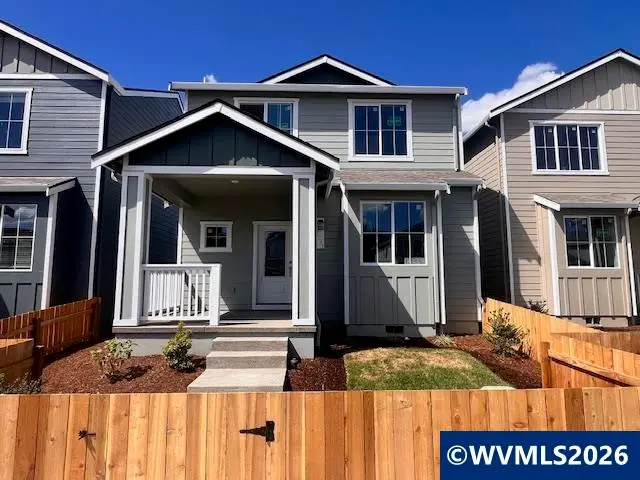 1233  Parkside Av, Woodburn, OR 97071 - #1