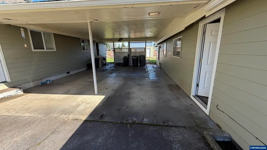 176-178 SE LaCreole Dr, Dallas, OR 97338 - #2