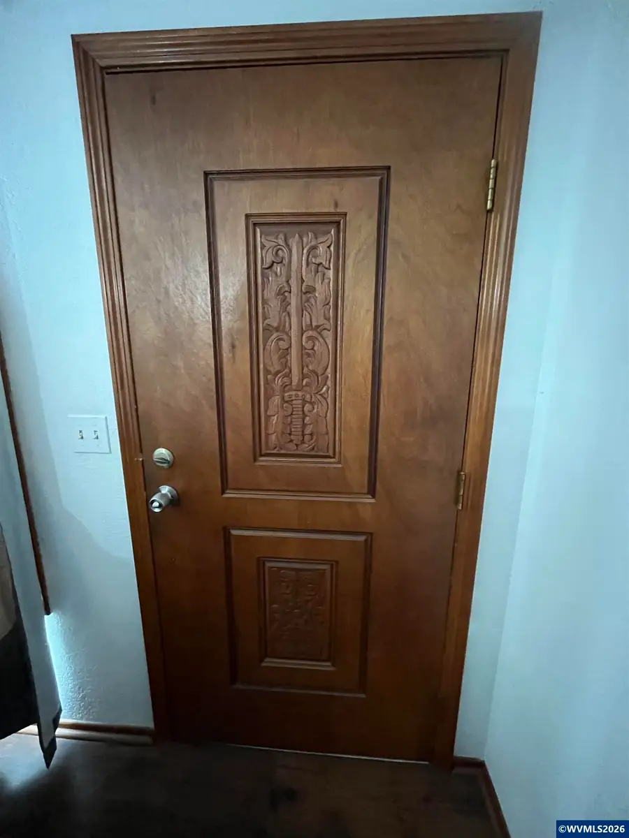 1024 SW Bryson St, Dallas, OR 97338 - #3