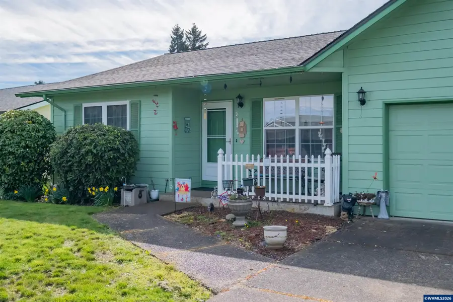 609  Pine St, Dallas, OR 97338 - #3