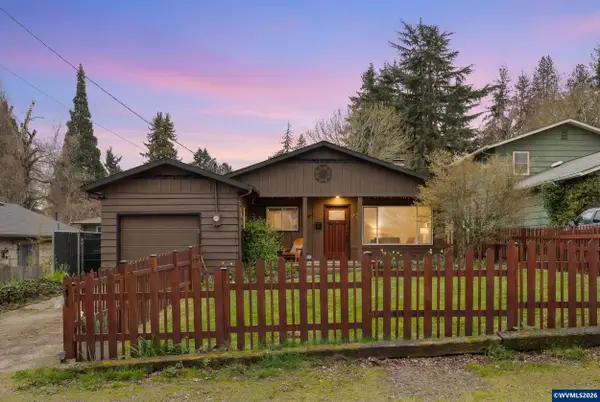 776  Judson St SE, Salem, OR 97302