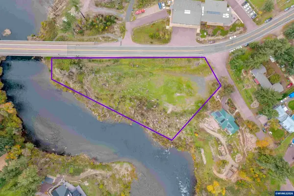 133  Riverview St, Gates, OR 97346