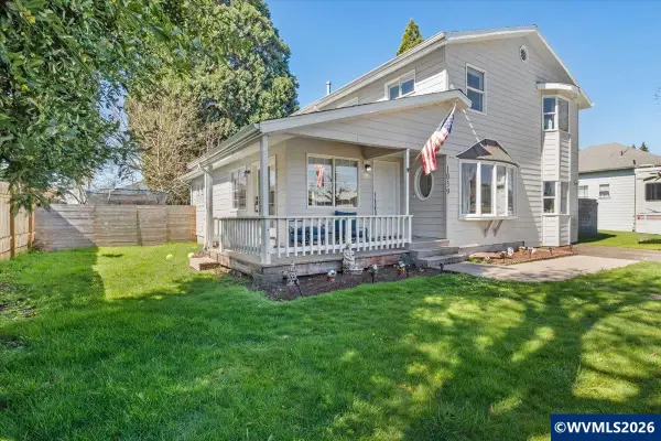 1039 N 4th Av, Stayton, OR 97383