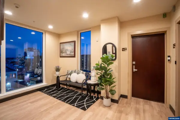 156  Front #600 St NE, Salem, OR 97301