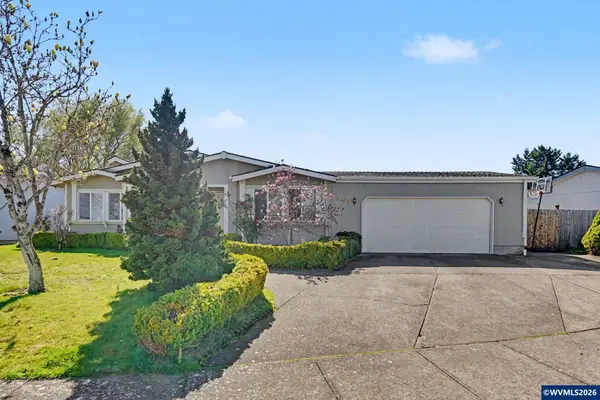 3452  Lake Vanessa Cir NW, Salem, OR 97304