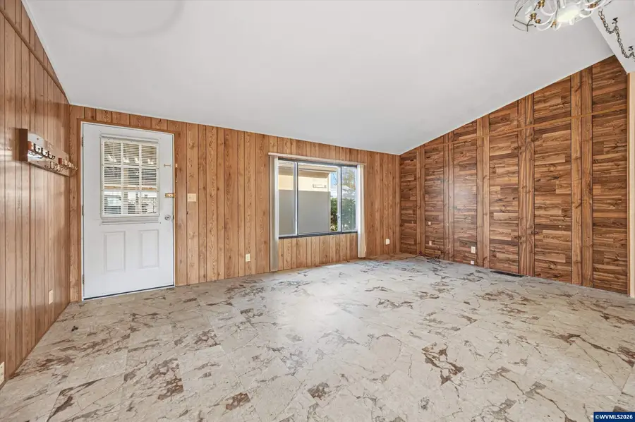 450 SE LaCreole Dr, Dallas, OR 97338 - #3