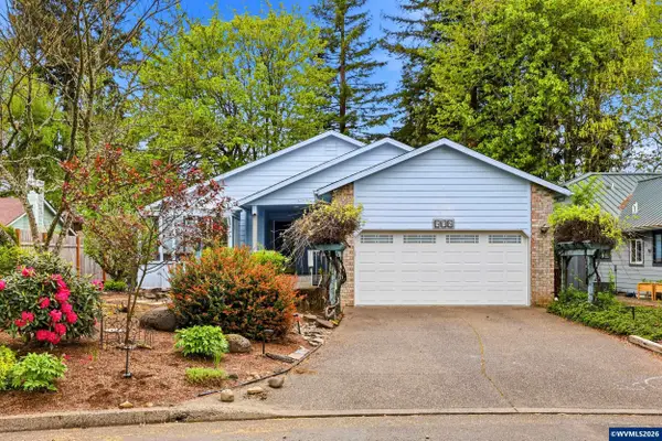 525  Mill Stream Woods Rd, Stayton, OR 97383