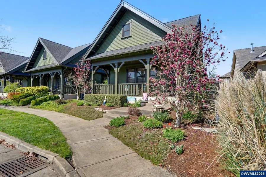 1760  Gwinn St E, Monmouth, OR 97361 - #2