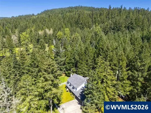 753253  Mosby Creek Rd, Cottage Grove, OR 97424