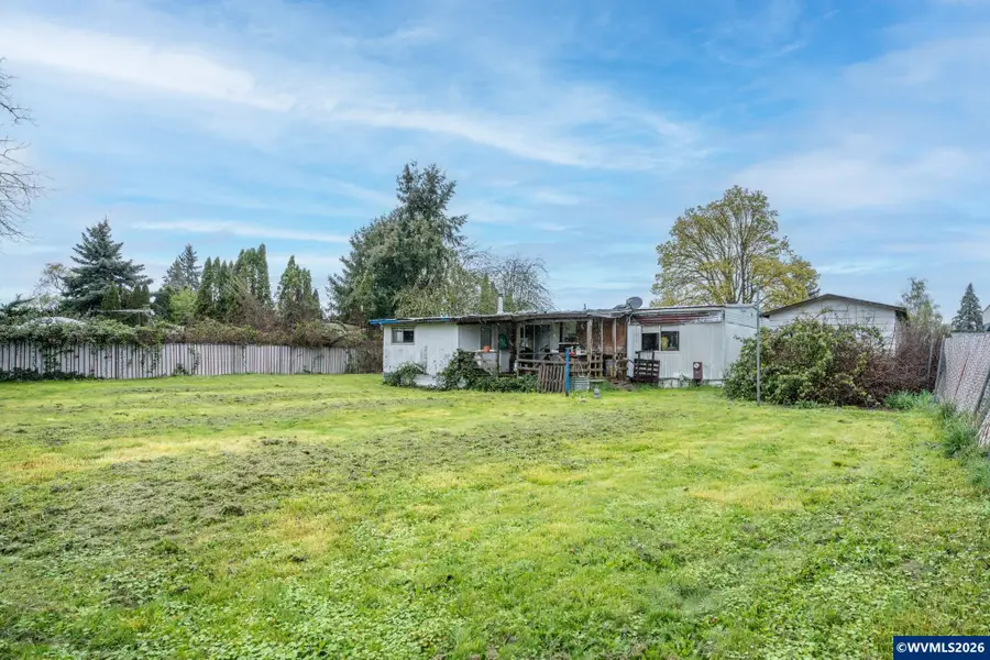 37174  Pony Rd, Lebanon, OR 97355 - #2