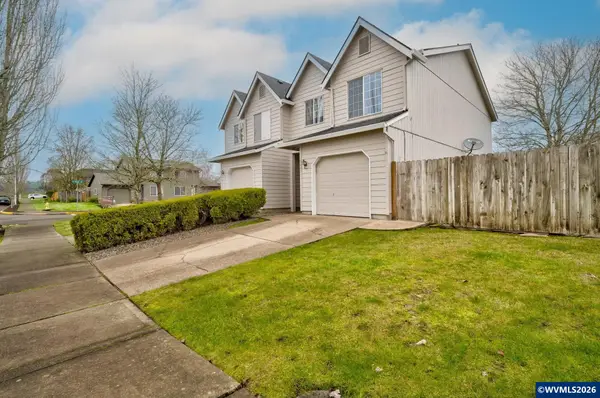 2067 SW Fellows St, McMinnville, OR 97128