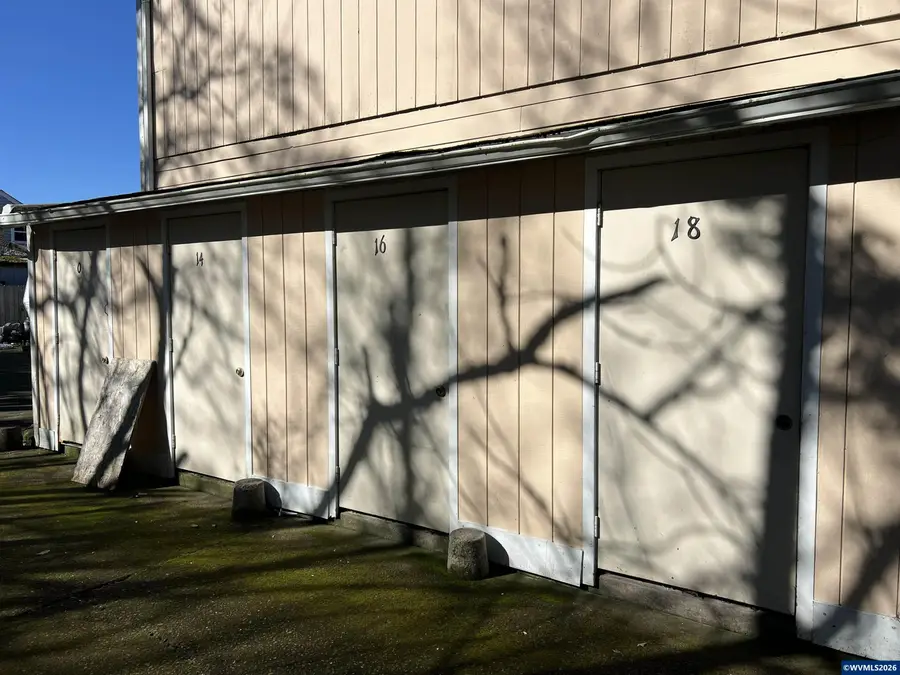 1920  Jefferson St SE, Albany, OR 97321 - #3