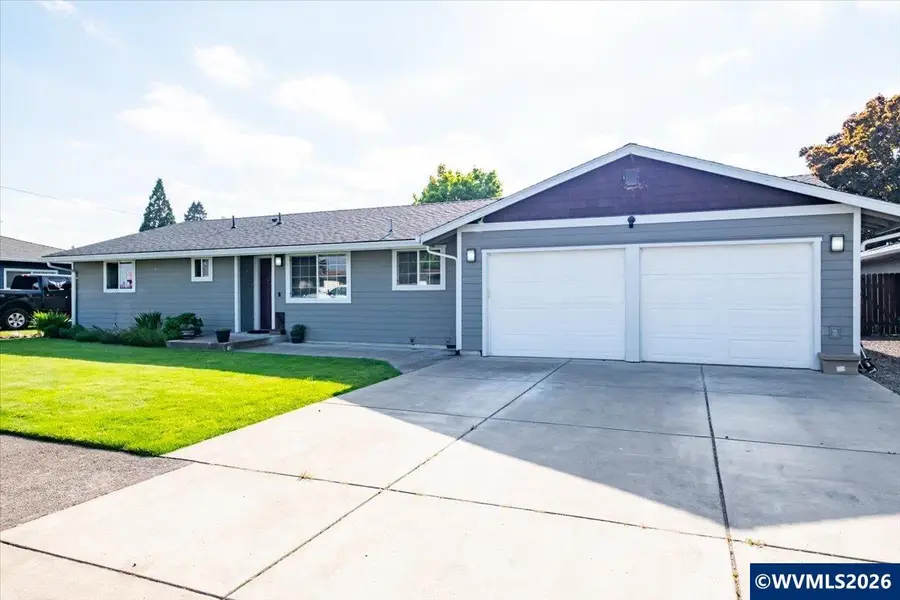 585  45th Pl NE, Salem, OR 97301 - #3