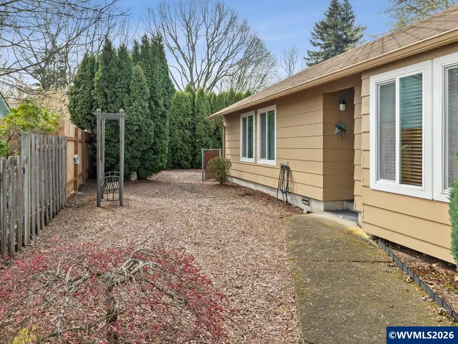 2440  Railroad Ct SE, Albany, OR 97322 - #3