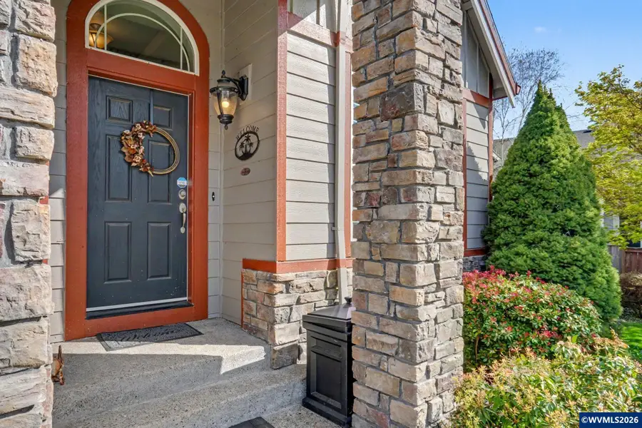 212 N Greenlink Wy, Newberg, OR 97132 - #2