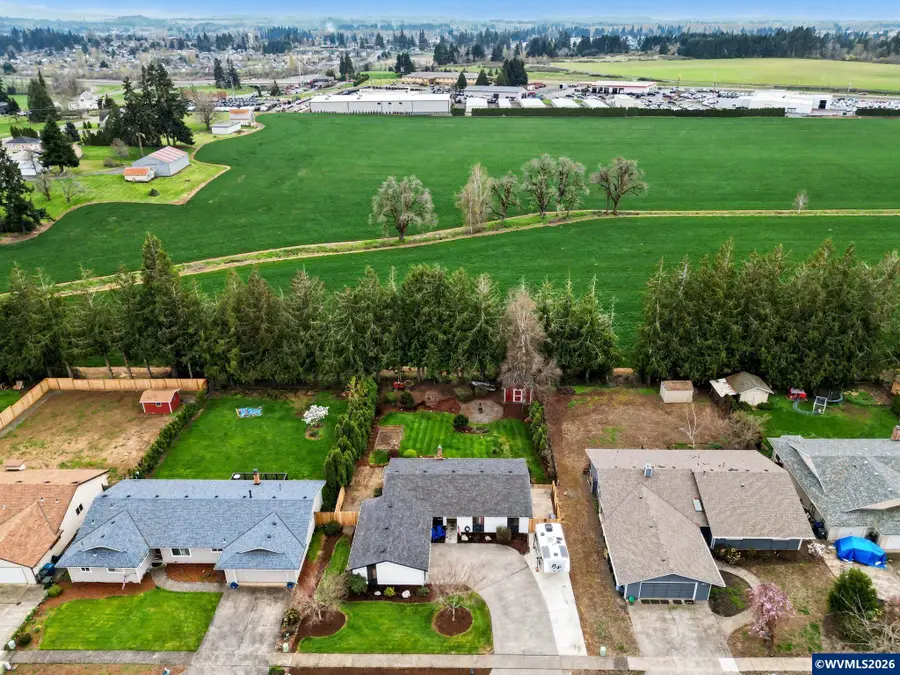 312 SW 9th St, Sublimity, OR 97385 - #3