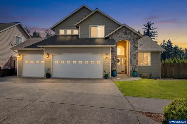 2651  Oak Ridge St NW, Albany, OR 97321