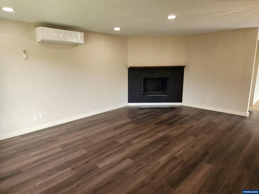 2419  Ermine St SE, Albany, OR 97322 - #2