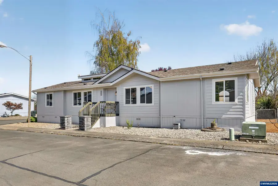 731 S Grice Lp, Jefferson, OR 97352 - #2