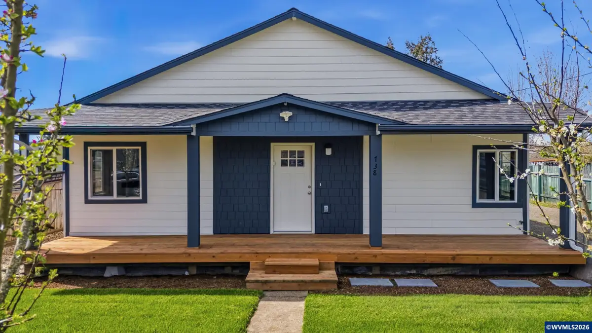 738 N Log Cabin St, Independence, OR 97351 - #1