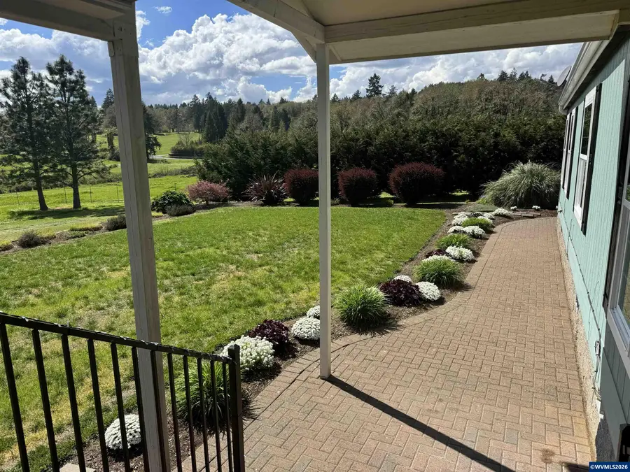 1265 SW Oakdale Av, Dallas, OR 97338 - #2