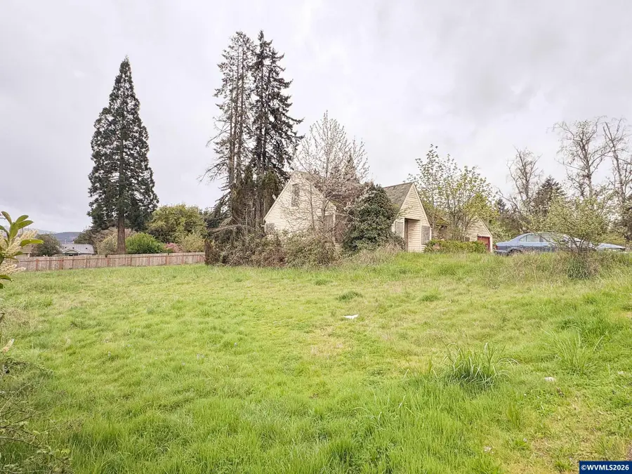 235 SW Ivy St, Willamina, OR 97396 - #3