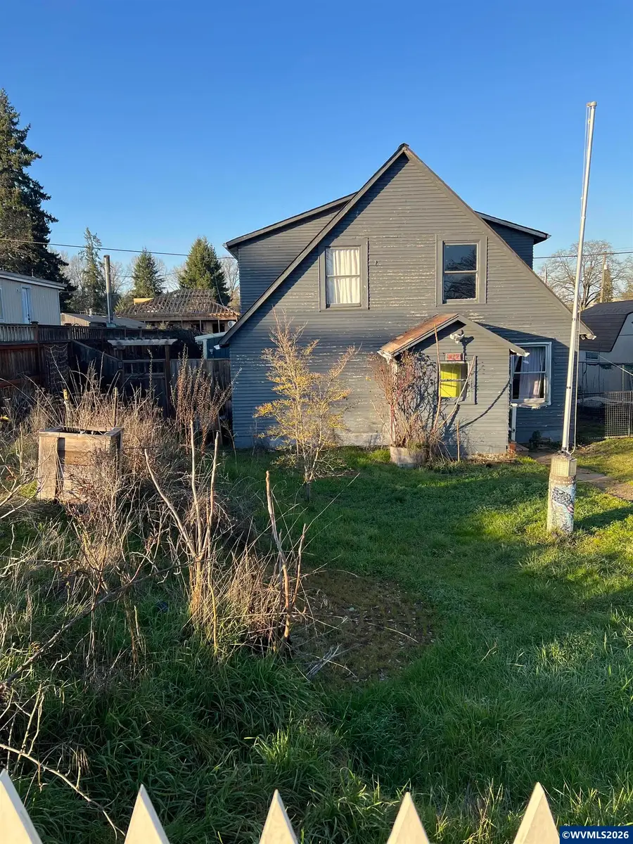 2123  Front Av NE, Albany, OR 97321 - #3