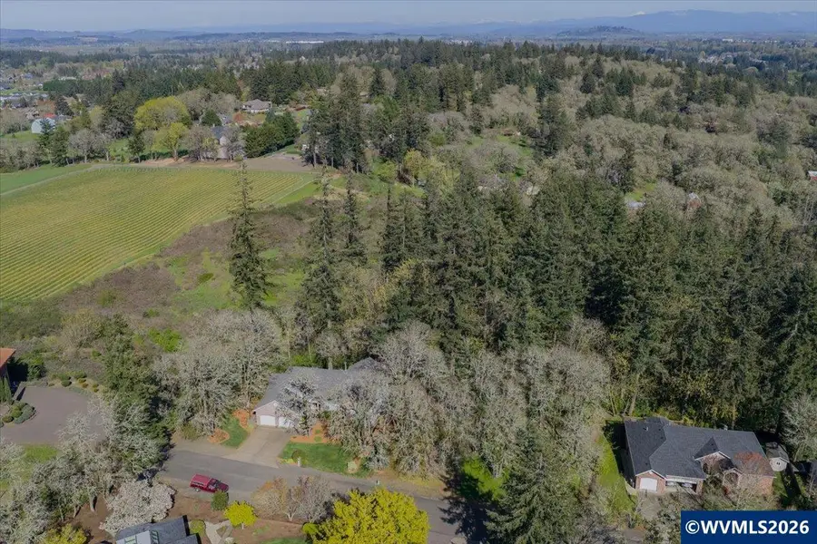 725 NW Shannon Dr, Albany, OR 97321 - #2