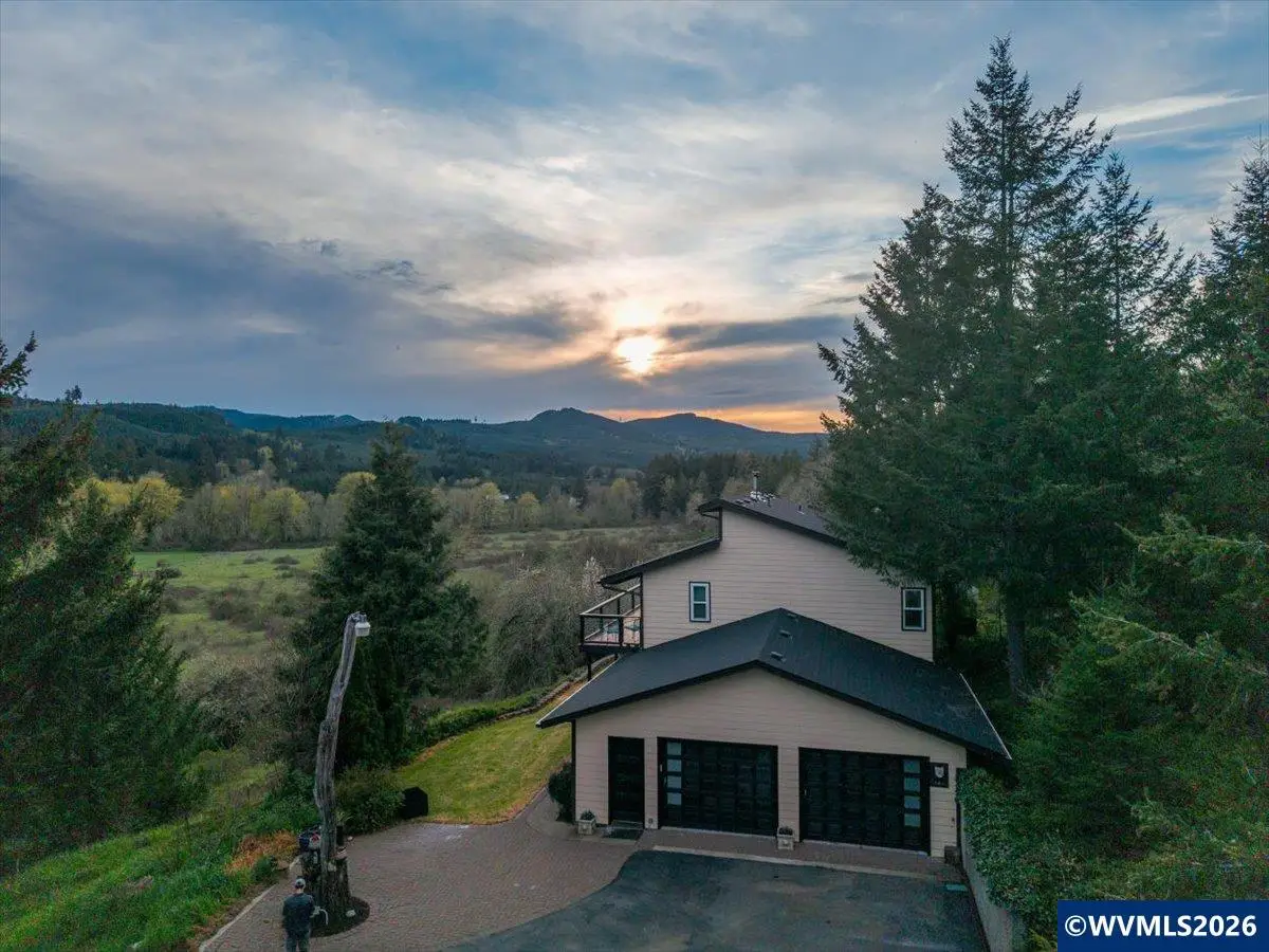 18390  Bridgeport Rd, Dallas, OR 97338 - #1