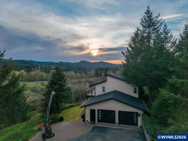 18390  Bridgeport Rd, Dallas, OR 97338